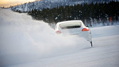 Continental, Porsche, Panamera, winterband, sneeuw